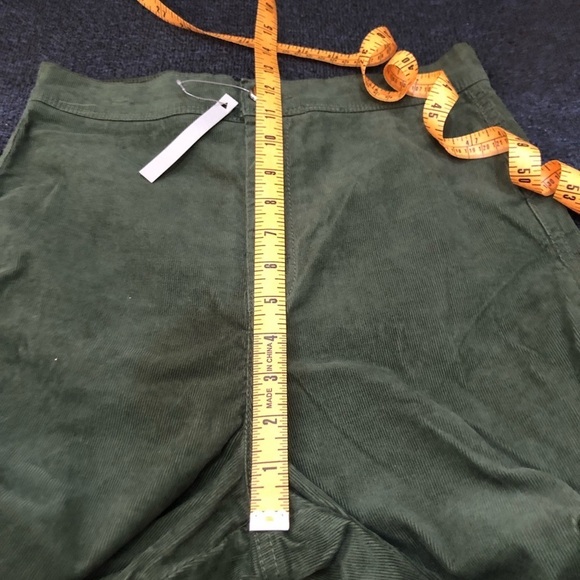 NWT ASOS Denim Green Corduroy Pants Size 30/32 - Picture 8 of 9